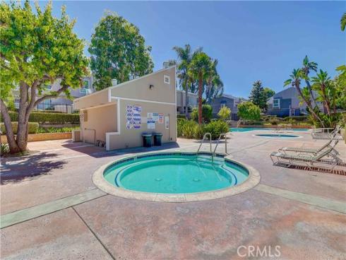 2710 W Segerstrom D Avenue, Santa Ana, CA