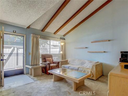 2710 W Segerstrom D Avenue, Santa Ana, CA