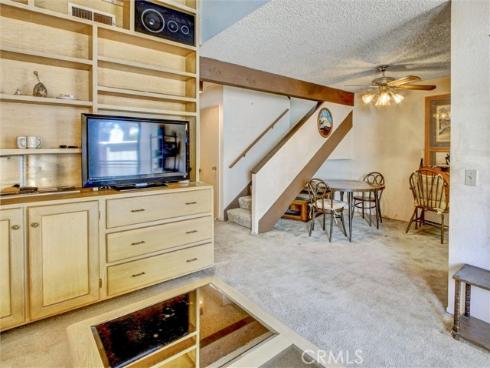 2710 W Segerstrom D Avenue, Santa Ana, CA