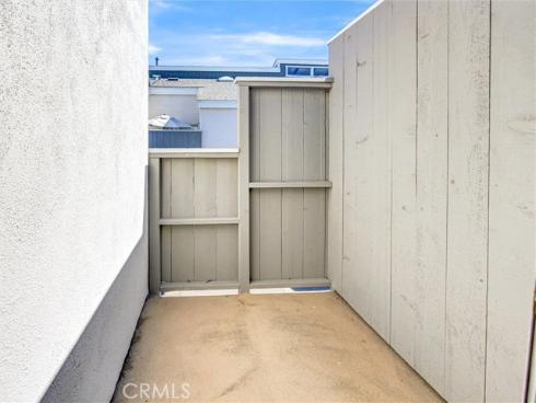 2710 W Segerstrom D Avenue, Santa Ana, CA