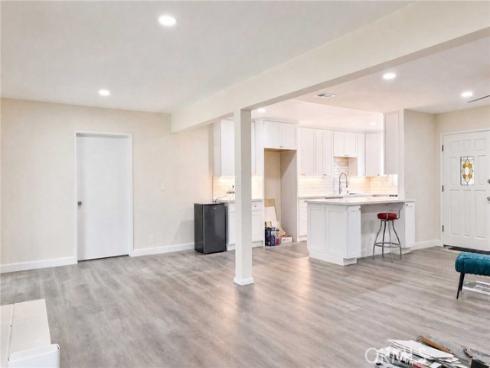 2014 S Poplar , Santa Ana, CA