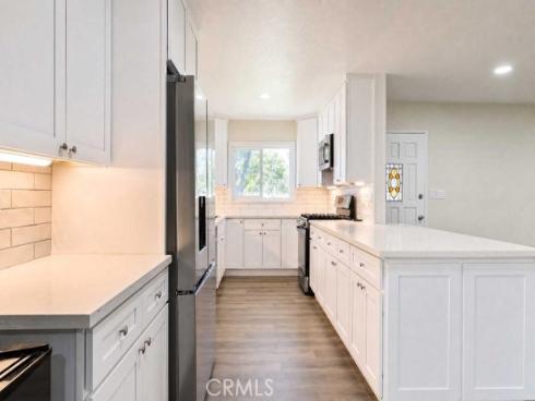2014 S Poplar , Santa Ana, CA