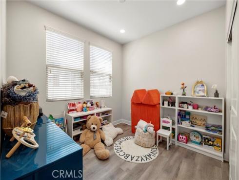 1080 S Harbor 2 Boulevard, Santa Ana, CA