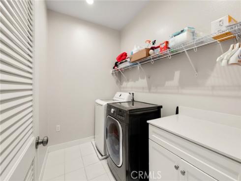 1080 S Harbor 2 Boulevard, Santa Ana, CA