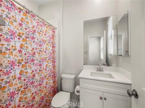 1080 S Harbor 2 Boulevard, Santa Ana, CA