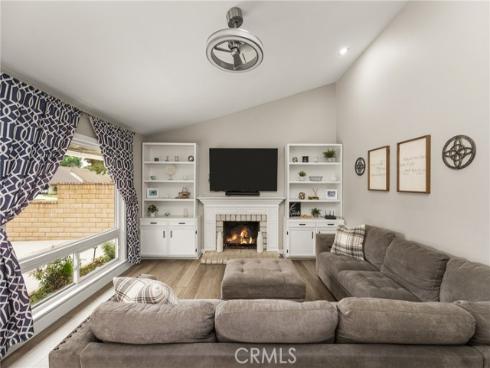 1609  Franzen  , Santa Ana, CA