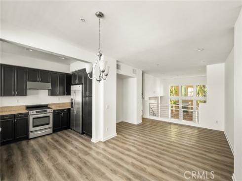 320 E Jeanette Lane  , Santa Ana, CA