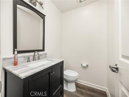 320 E Jeanette Lane  , Santa Ana, CA