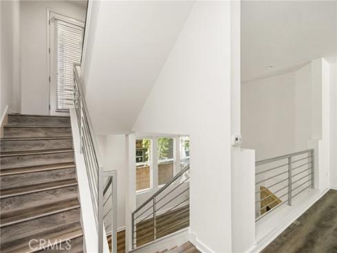 320 E Jeanette Lane  , Santa Ana, CA