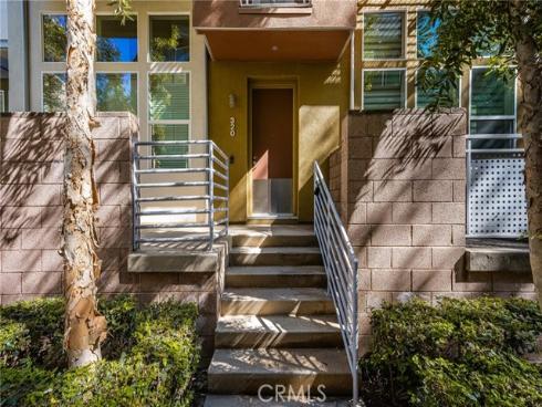 320 E Jeanette Lane  , Santa Ana, CA