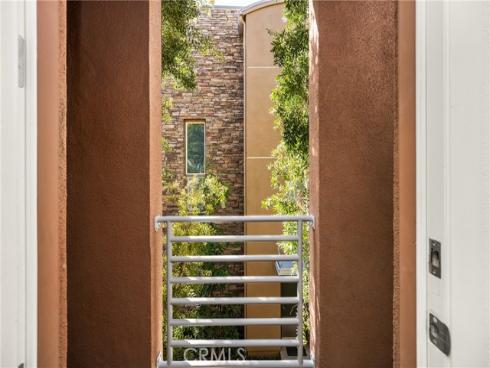 320 E Jeanette Lane  , Santa Ana, CA