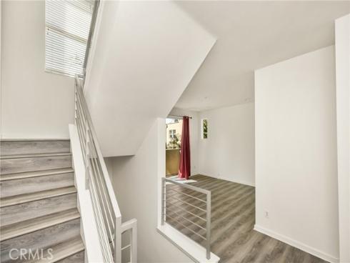 320 E Jeanette Lane  , Santa Ana, CA