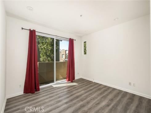 320 E Jeanette Lane  , Santa Ana, CA