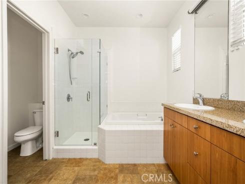 320 E Jeanette Lane  , Santa Ana, CA