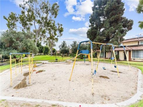 3927 W Mcfadden  B  Avenue, Santa Ana, CA