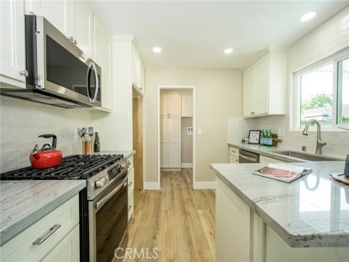 2406 S Pacific   Avenue, Santa Ana, CA