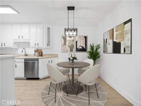 1001 W Macarthur  2 , Santa Ana, CA