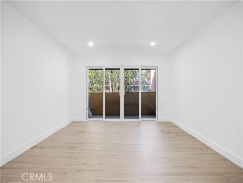 1001 W Macarthur  2 , Santa Ana, CA