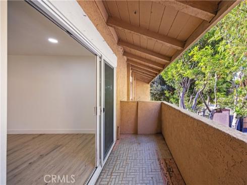 1001 W Macarthur  2 , Santa Ana, CA