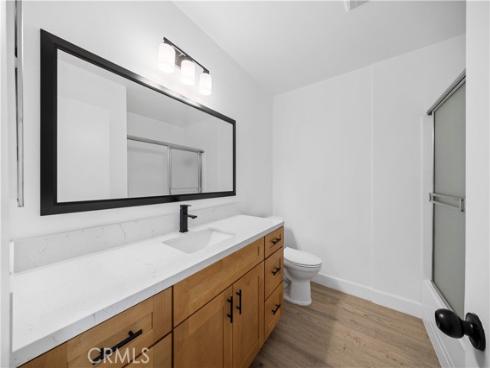 1001 W Macarthur  2 , Santa Ana, CA