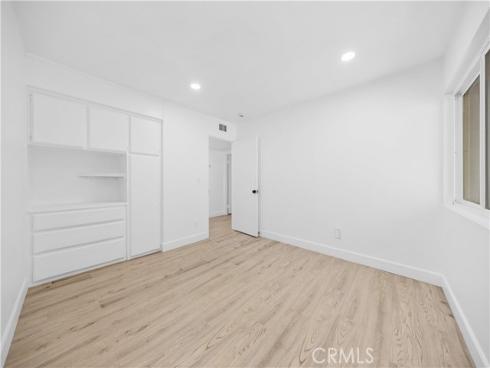 1001 W Macarthur  2 , Santa Ana, CA