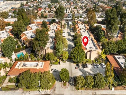 1001 W Macarthur  2 , Santa Ana, CA