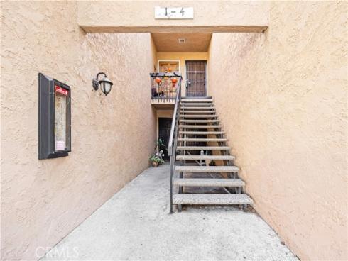 1001 W Macarthur  2 , Santa Ana, CA