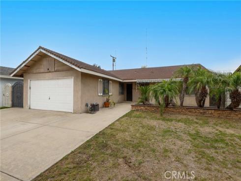 1725 W Harvard , Santa Ana, CA