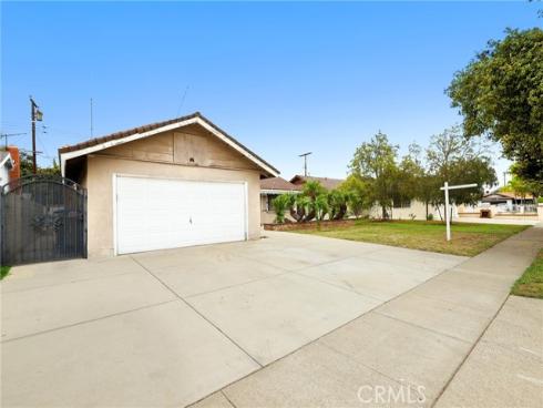 1725 W Harvard , Santa Ana, CA