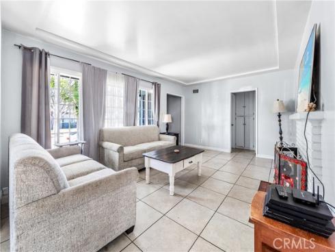 2137  Tamy   Lane, Santa Ana, CA