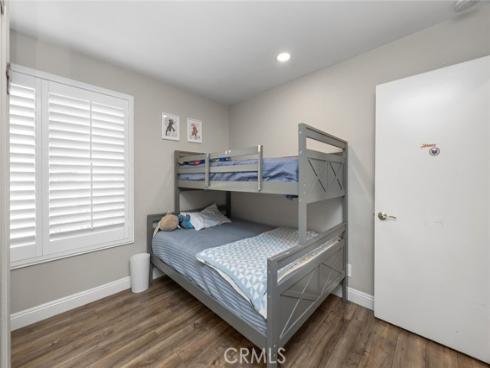 1518  Cedar  , Santa Ana, CA