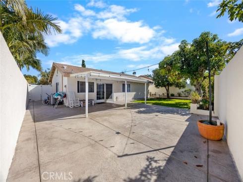 1518  Cedar  , Santa Ana, CA