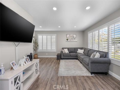 1518  Cedar  , Santa Ana, CA