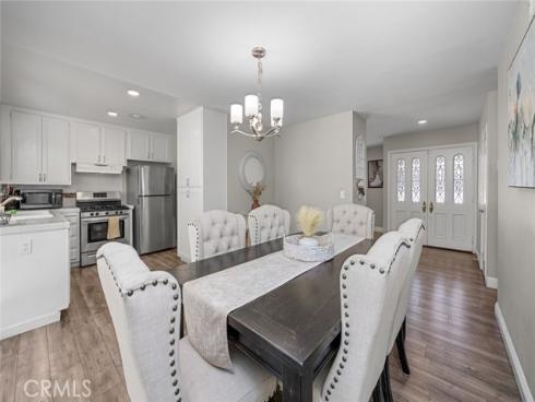 1518  Cedar  , Santa Ana, CA