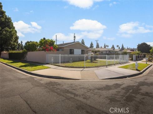 901 S Harmon  , Santa Ana, CA