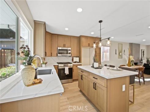 2717  Dayna  , Santa Ana, CA