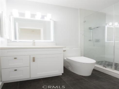 5114 W 1st  C  Street, Santa Ana, CA