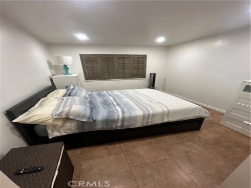 635 N Bristol  , Santa Ana, CA