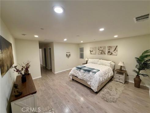 1570 W 1st Street  , Santa Ana, CA