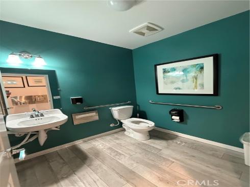 1570 W 1st Street  , Santa Ana, CA