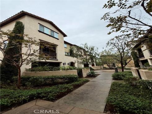 1570 W 1st Street  , Santa Ana, CA