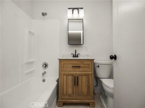 906 E Buffalo   Avenue, Santa Ana, CA