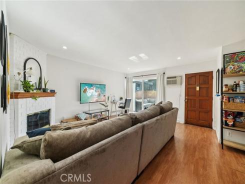 1001 W Stevens  318 , Santa Ana, CA