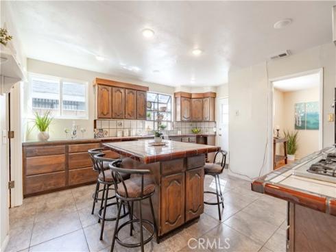 3318 W Borchard  , Santa Ana, CA