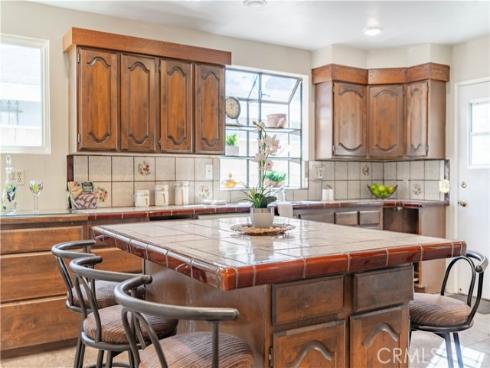 3318 W Borchard  , Santa Ana, CA