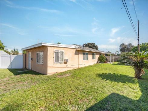 3318 W Borchard  , Santa Ana, CA