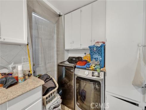 2926 W La Verne  , Santa Ana, CA