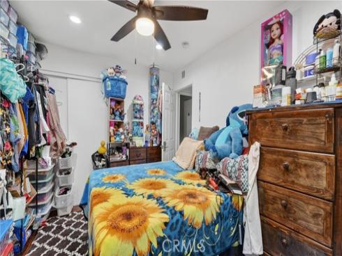 2926 W La Verne  , Santa Ana, CA