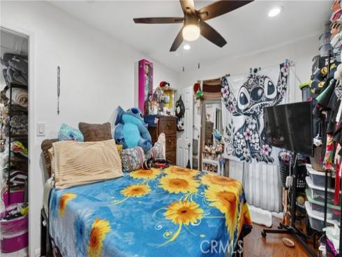 2926 W La Verne  , Santa Ana, CA