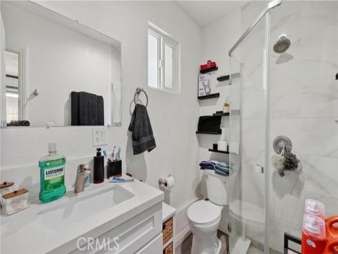 2926 W La Verne  , Santa Ana, CA